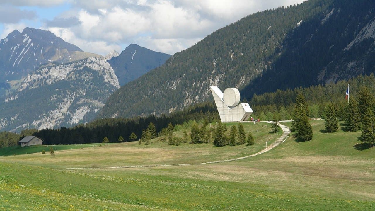 Le maquis des Glières : Vivre libre ou mourir backdrop