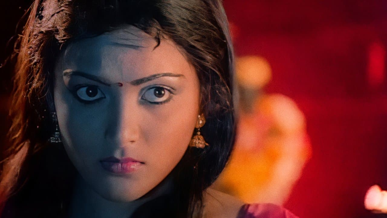 Varusham Padhinaaru backdrop