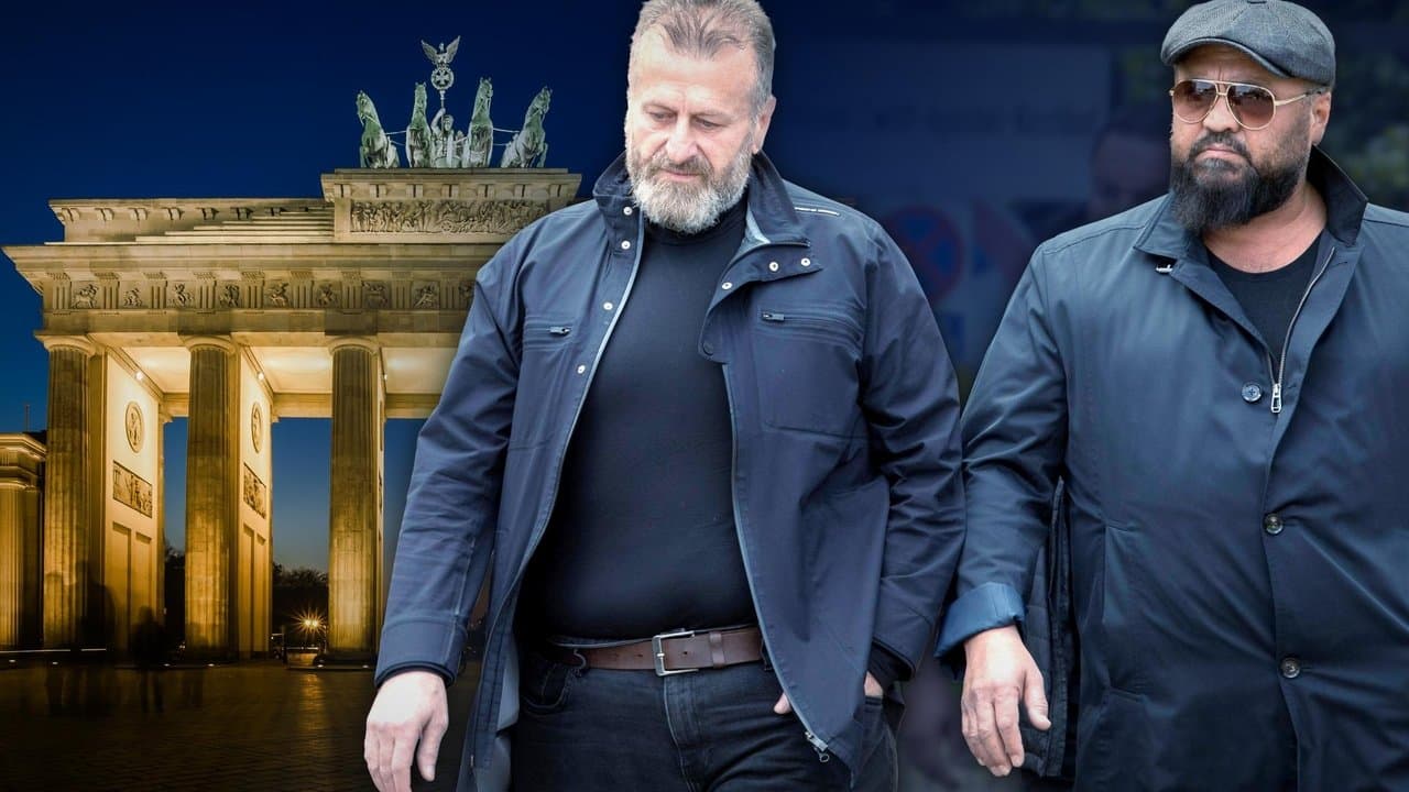Blutsbande – Clans in Berlin backdrop