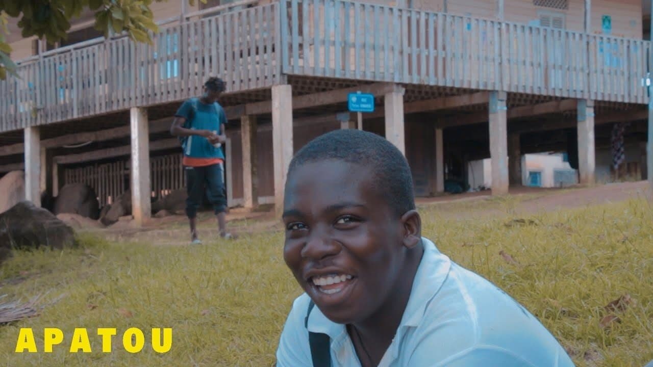 Apatou, les enfants du fleuve backdrop