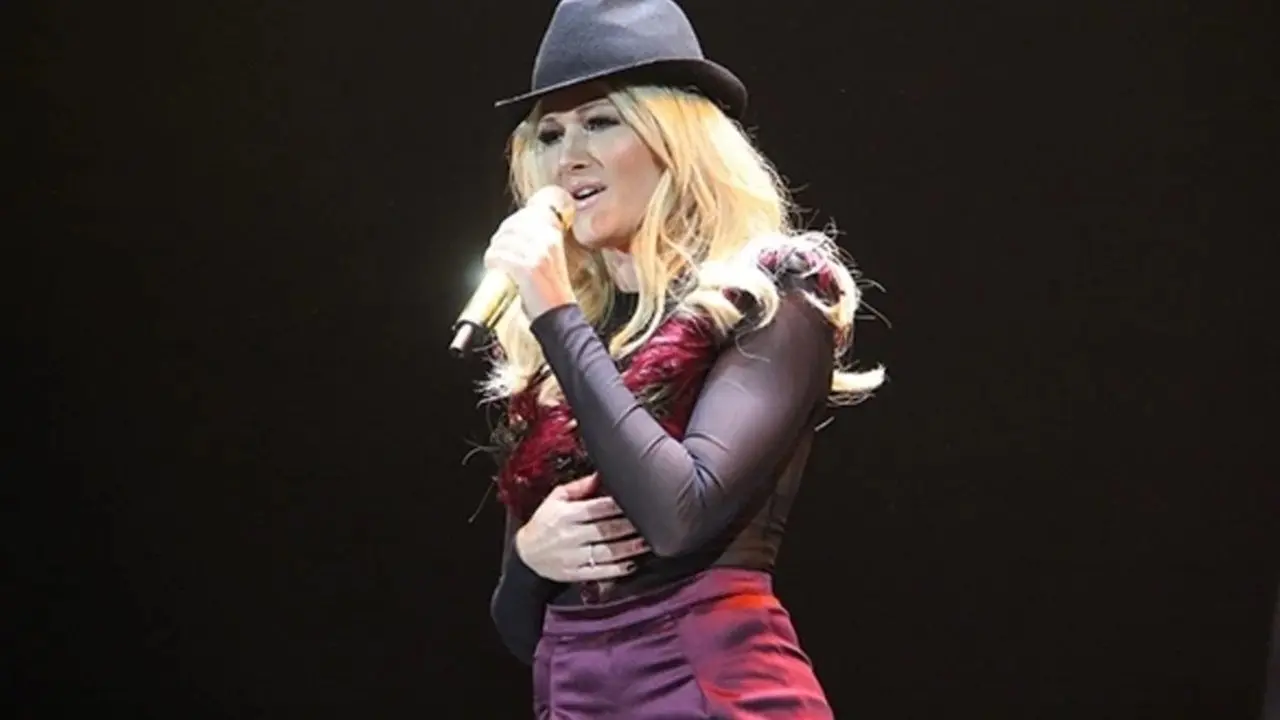 Helene Fischer - Farbenspiel Konzerthighlights aus Hamburg backdrop