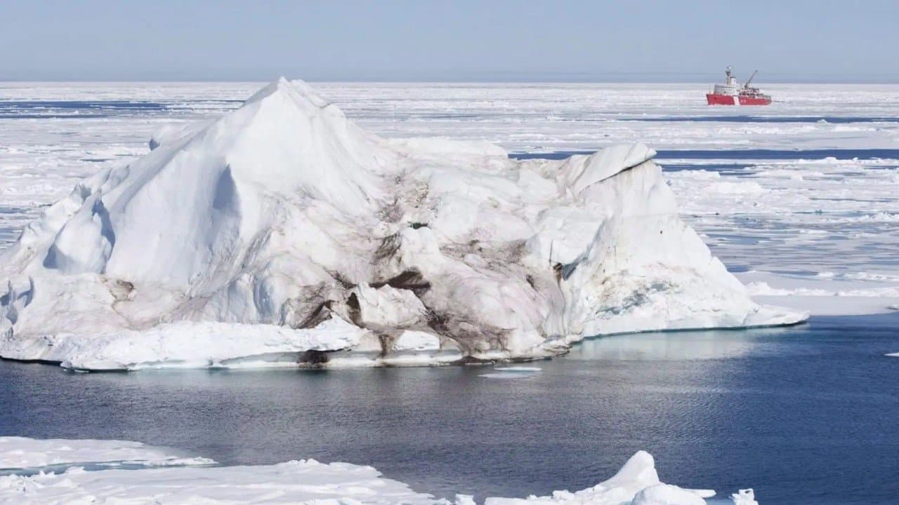 Into the Artic: Awakening backdrop