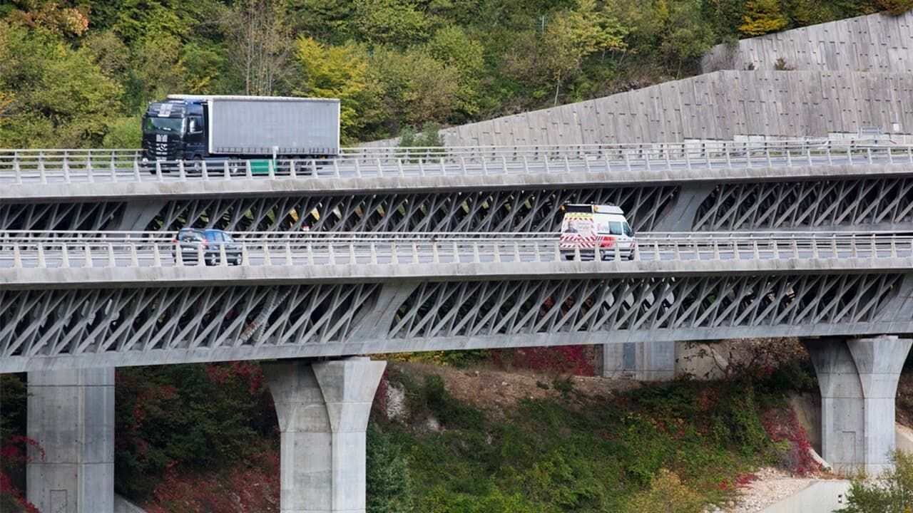 L'A40, l'autoroute des titans backdrop