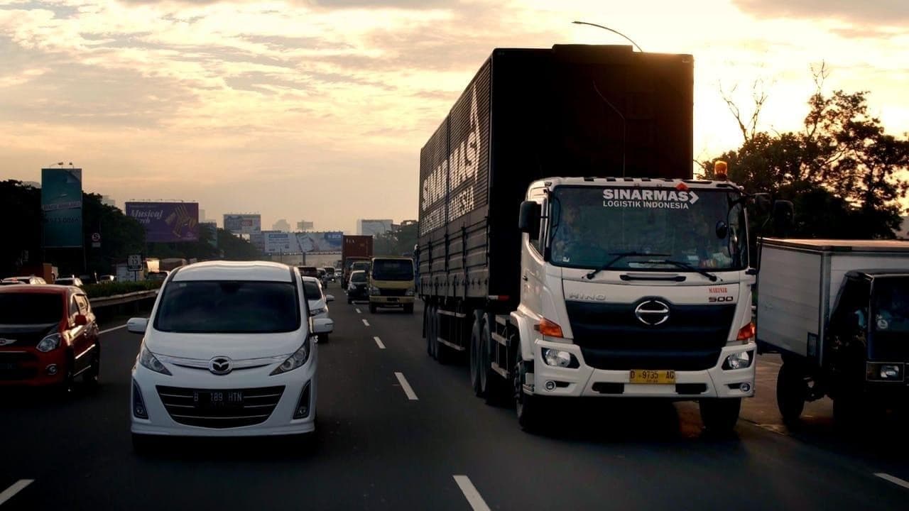 Ciężarówką przez Indonezję backdrop