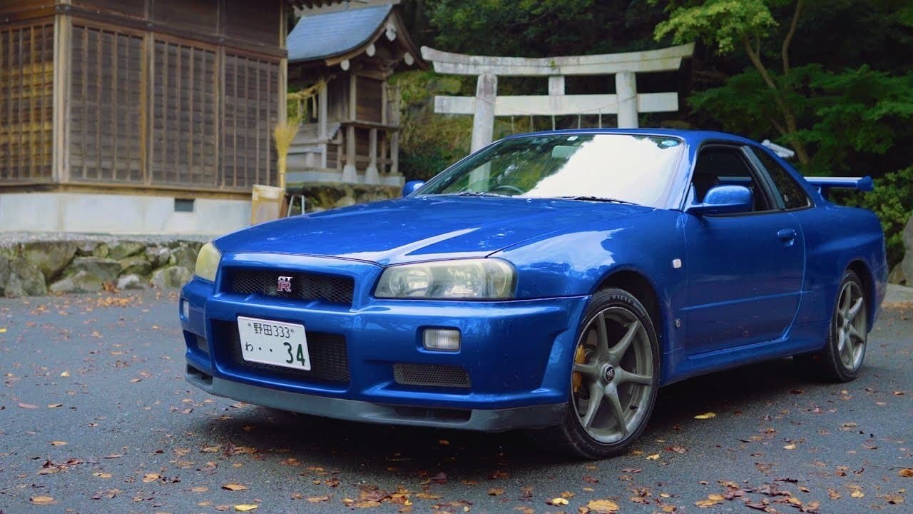 World's Garage backdrop