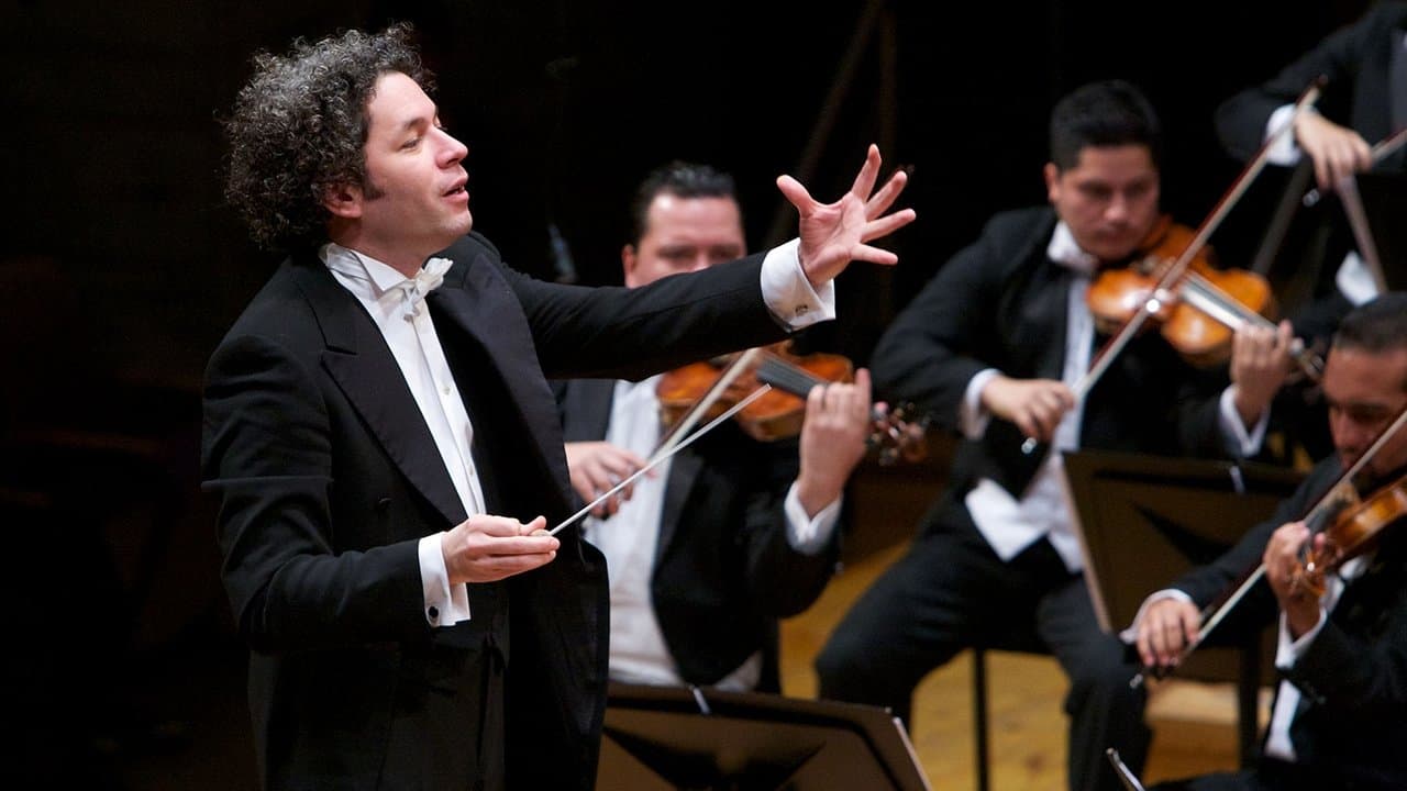 ¡Viva Maestro! backdrop