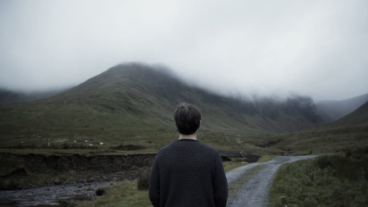 Foscadh backdrop