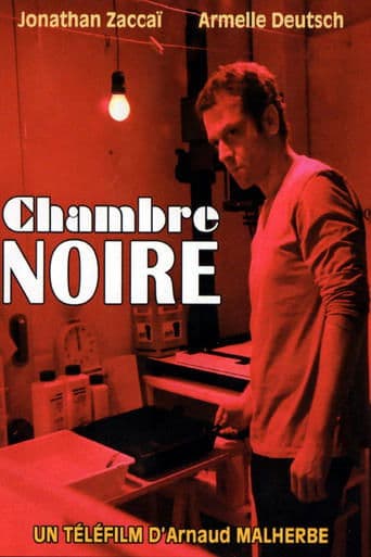 Chambre noire poster - Find streaming availability